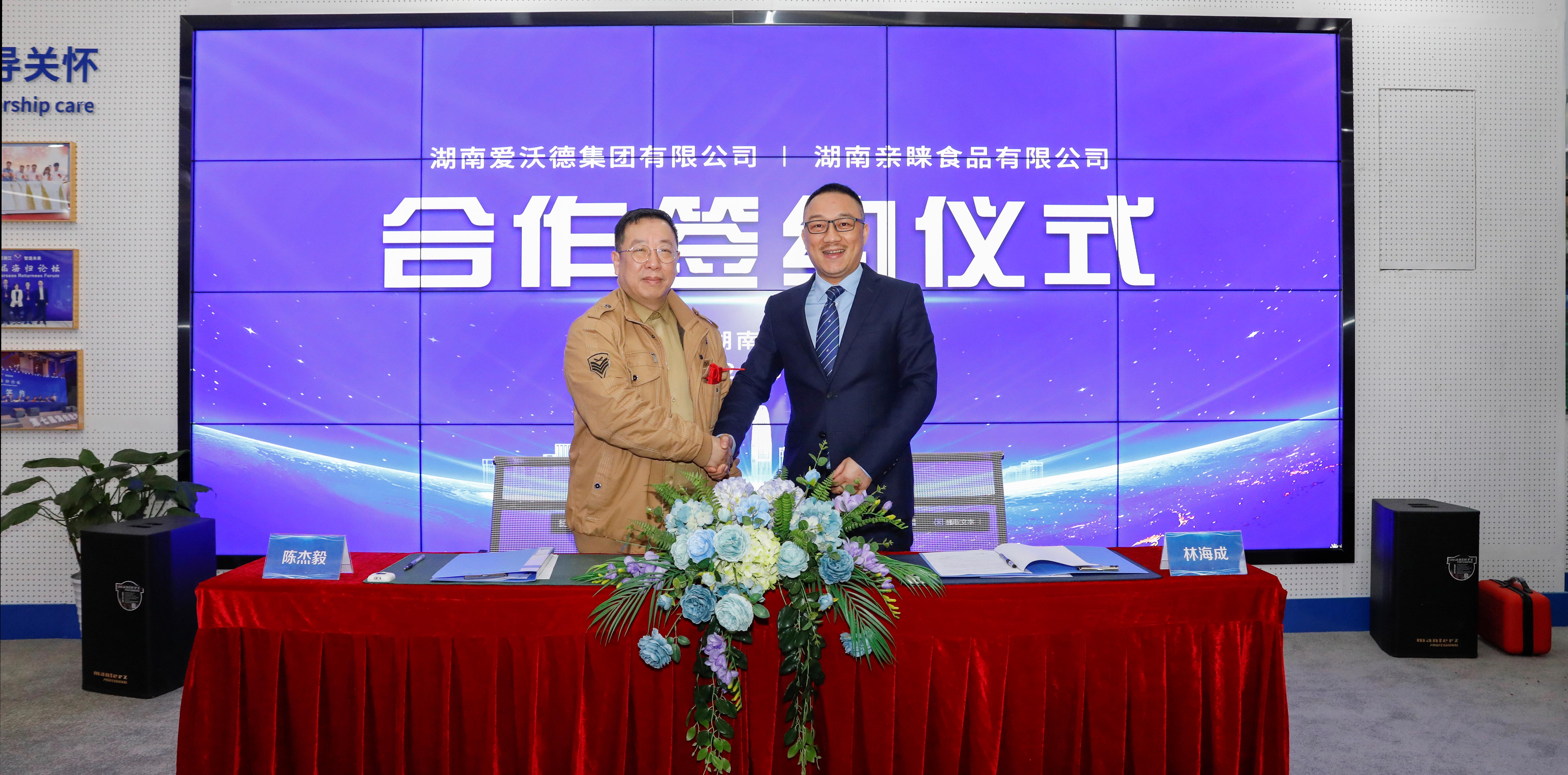 1648023675346032293.jpg _D6A8127.jpg